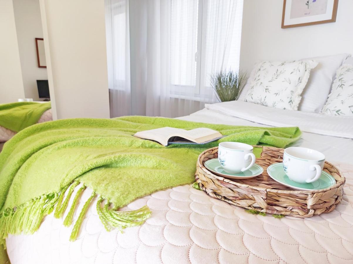 La Ola Apartamenty Миелно Екстериор снимка