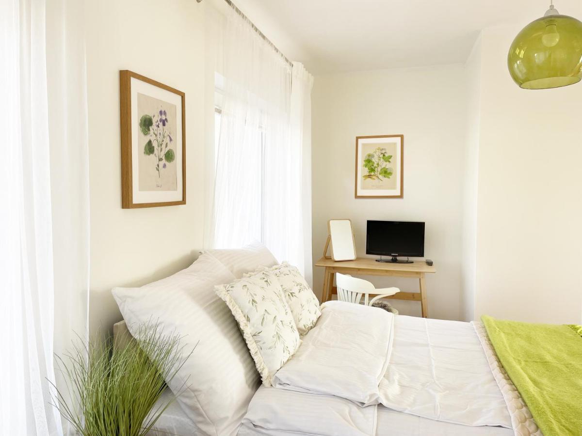 La Ola Apartamenty Миелно Екстериор снимка